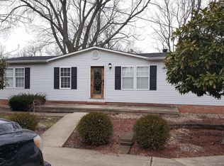 422 E Frogtown Rd, Walton, KY 41094