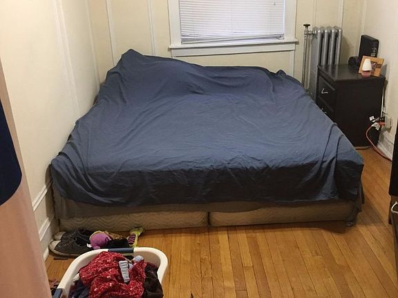 5th image of 1404 Central St APT 107