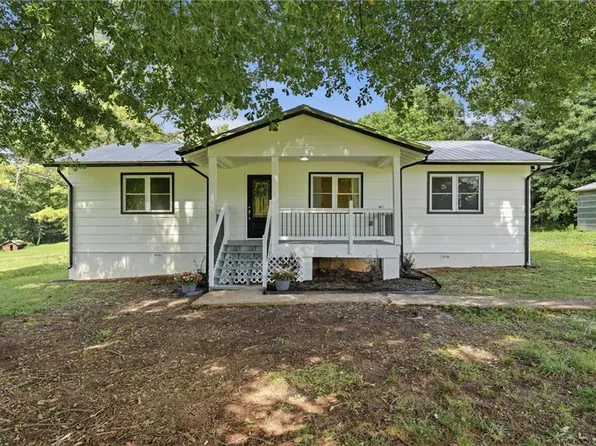667 W O Smith Rd, Jefferson, GA 30549