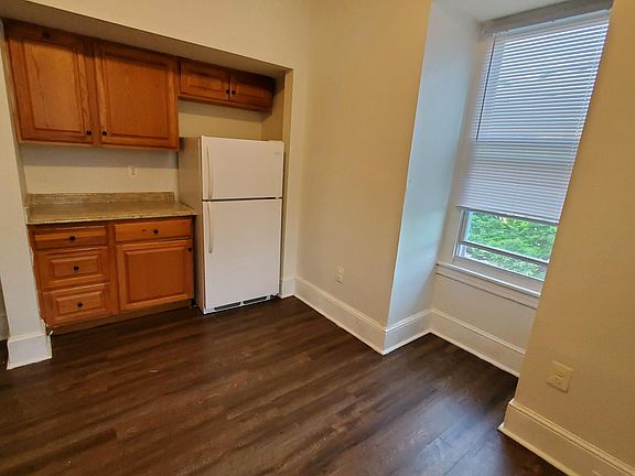 5th image of 5205 N Broad St APT 3