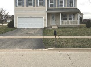 802 Wilson St, Waterman, IL 60556