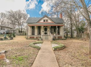 511 S Royall St, Palestine, TX 75801