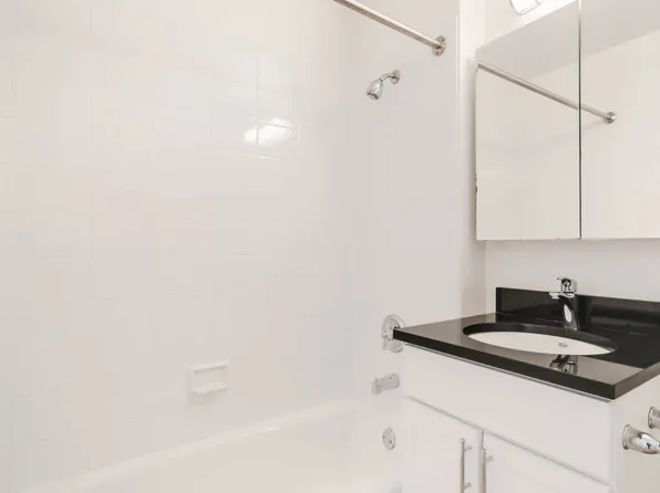 180 Montague Street image 17 of 44