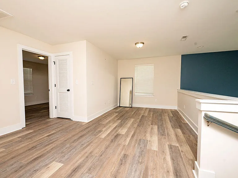 1026 Abbott St — Photo 19