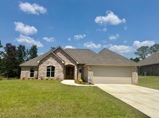 126 N Slade Rd, Sumrall, MS 39482