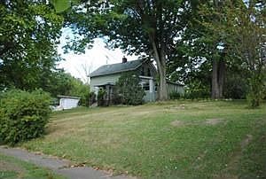 2nd image of W Lake St