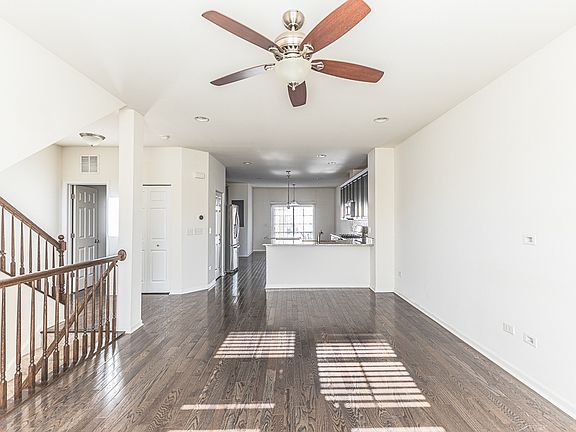4th image of 877 Lewisburg Ln