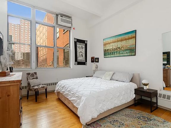 4th image of 970 Kent Ave APT 111
