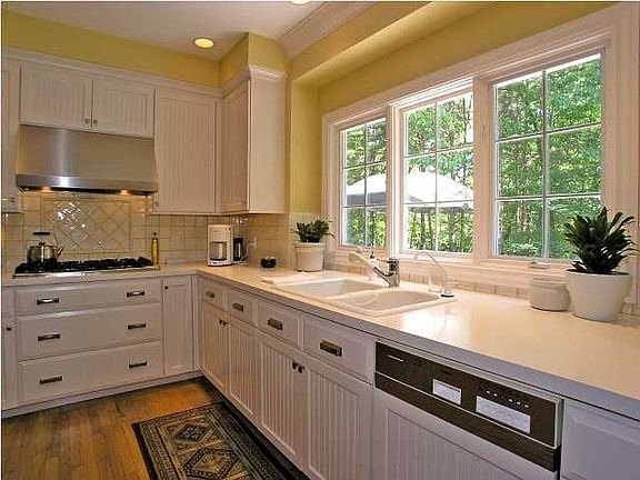 Bright white kitchen