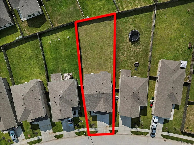 15631 Tawny Stark Dr — Photo 35