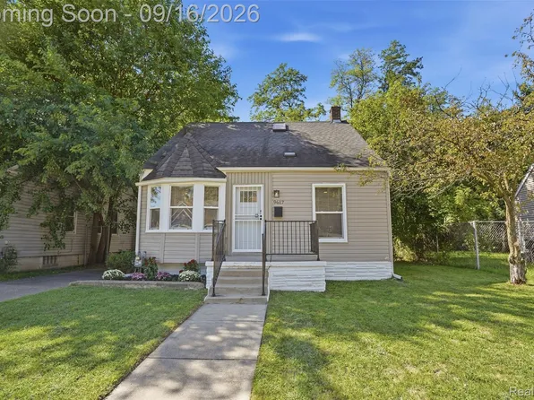9617 Auburn St, Detroit, MI 48228