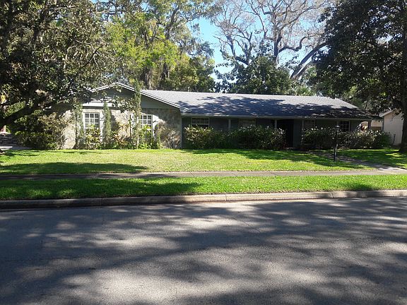 2nd image of 1051 Montcalm St