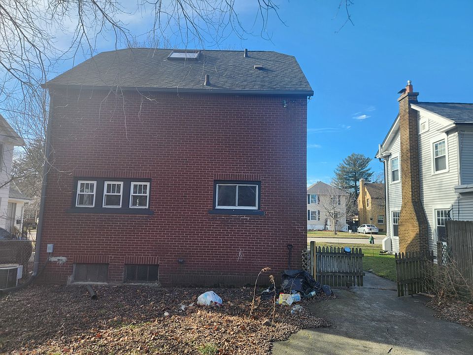 212 S Commonwealth Ave, Aurora, IL 60506 Zillow