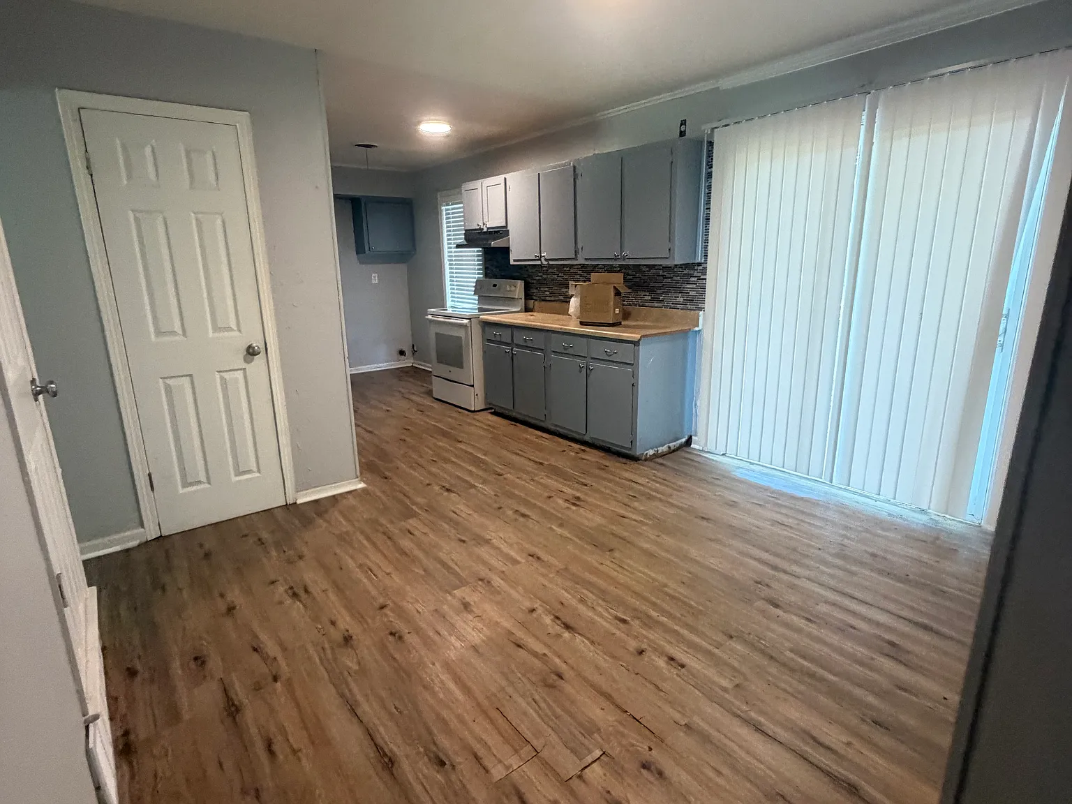 4 bed, 1369 sqft, $1,275 — Photo 4