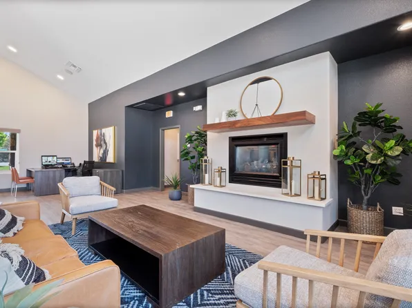 SOUTH PEAK BY VINTAGE