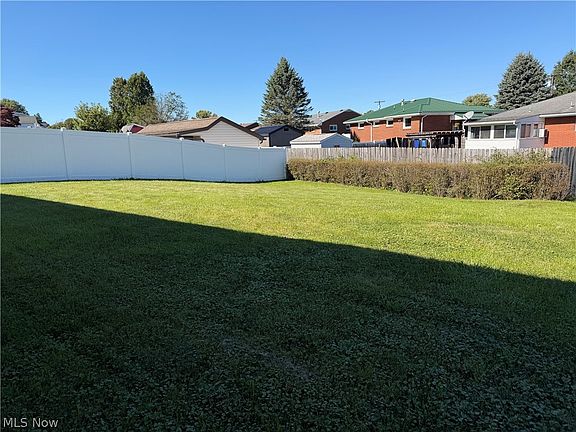 5th image of 1142 Courtland Rd