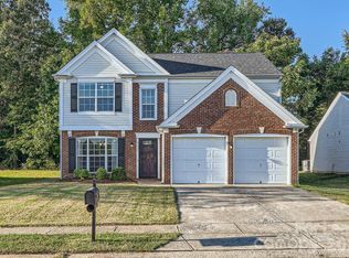 8631 Challenger Dr, Charlotte, NC 28213