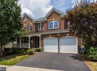 42068 Foley Headwaters St, Aldie, VA 20105