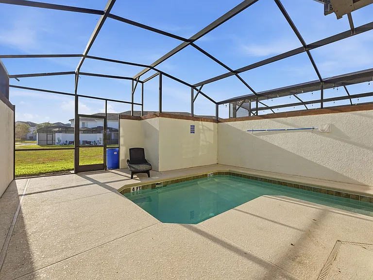 Stinger Dr — Photo 21