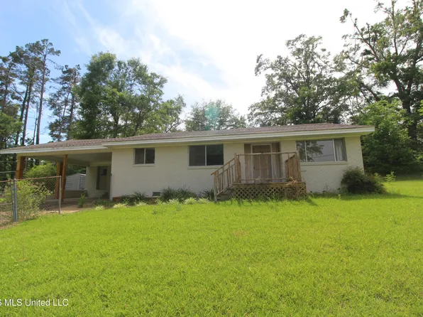 401 Wilson St, Vaiden, MS 39176