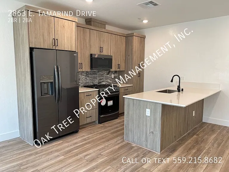 2863 E Tamarind Dr — Photo 10