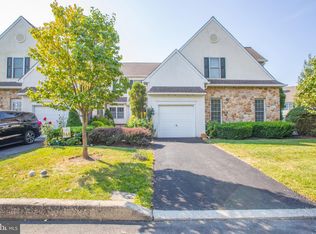 103 Whispering Brooke Dr #103, Newtown Square, PA 19073