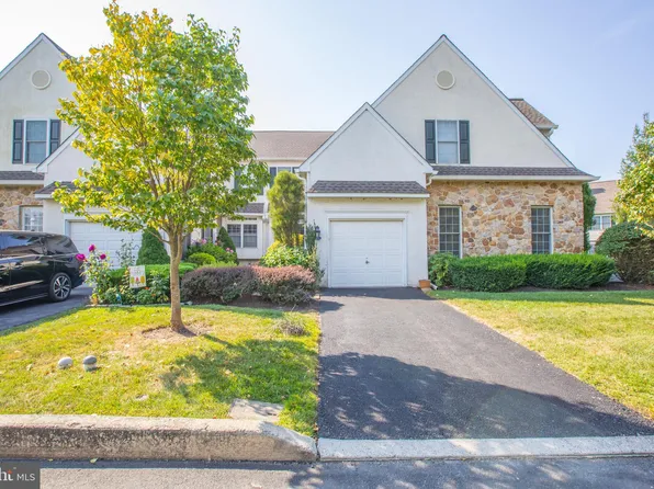 103 Whispering Brooke Dr #103, Newtown Square, PA 19073