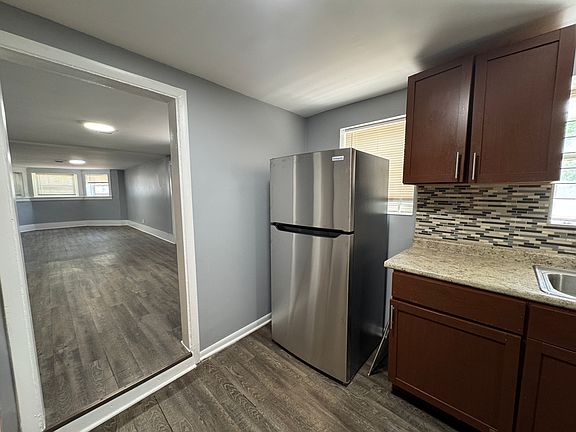 4th image of 6036 S Wabash Ave #G