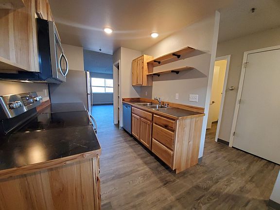 2nd image of 2075 Cooper St Suite 808