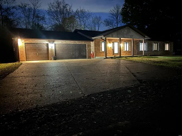 1371 Pine Dr, Arnold, MO 63010