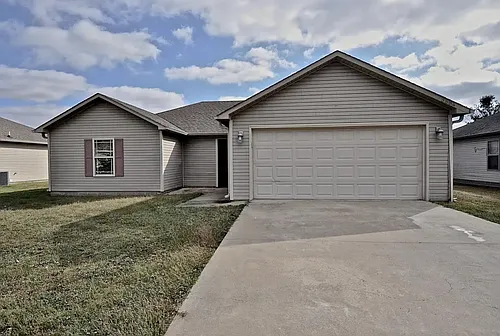 3884 Turfway Dr Photo 1