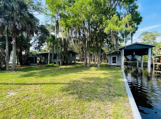 57 252nd St, Suwannee, FL 32692