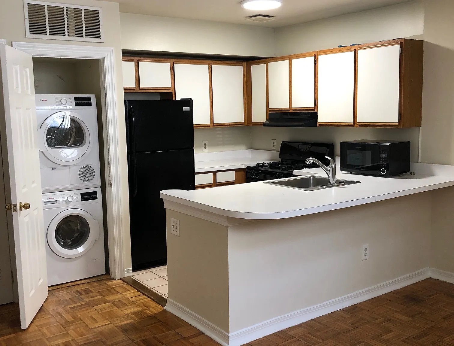 1 bed, 550 sqft, $1,460 — Photo 4