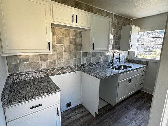 4th image of 3 & 4 Wood Pl