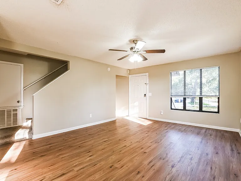 4314 Pine Hill Cir — Photo 4