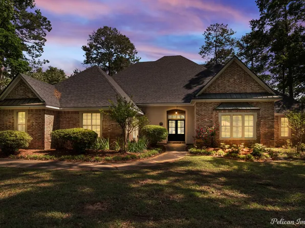 4104 Ashford Cir, Benton, LA 71006