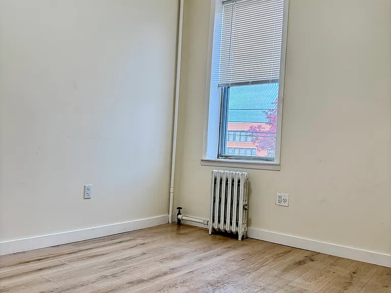 36-34 11th St #2 — Photo 3