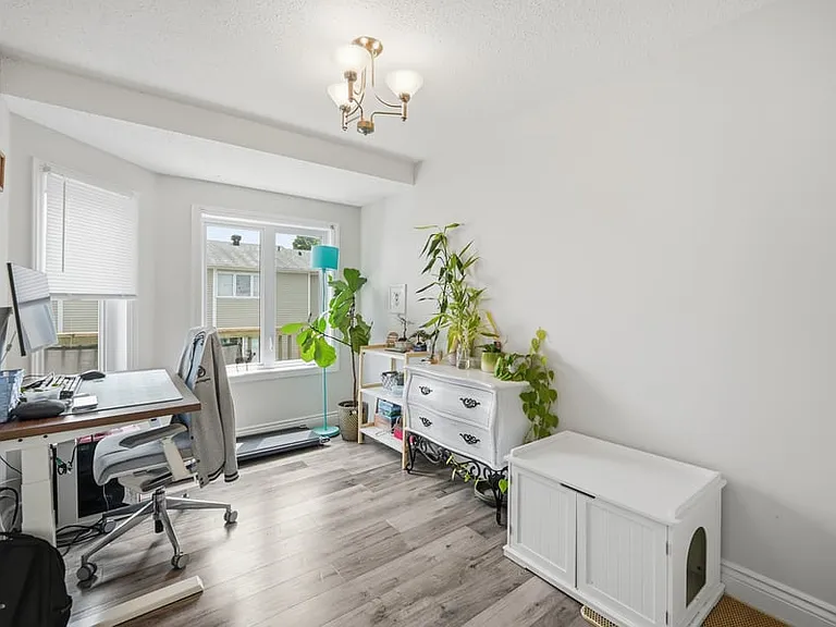 1122 Chimney Hill Way — Photo 4