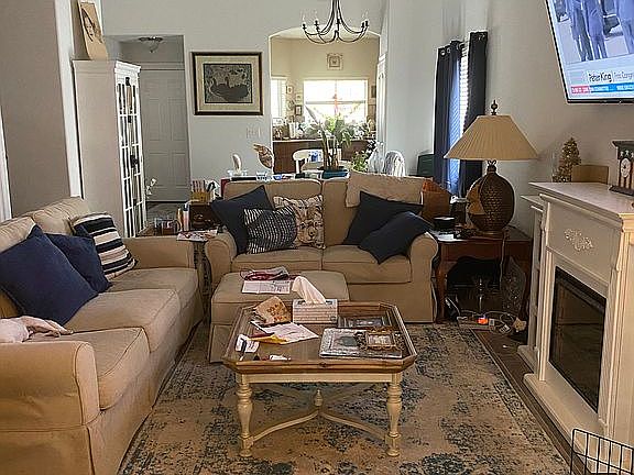 4th image of 2201 Haypenny Ct