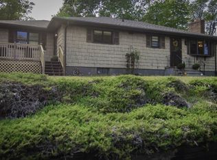 114 Ursula St, Lowell, MA 01854