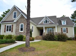 225 Wiregrass Ln, Southern Pines, NC 28387