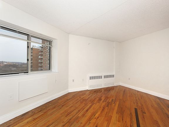 5th image of 3880 Orloff Ave APT 7K