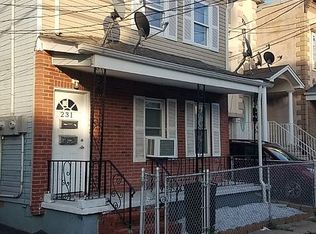 231 Pine St, Elizabeth, NJ 07206