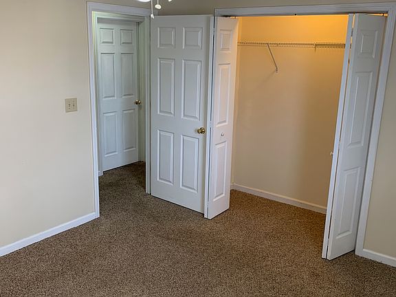 2nd image of 642 McClung Ave APT A