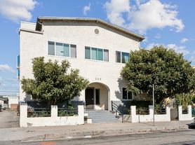 Apartment Community in Lincoln Heights