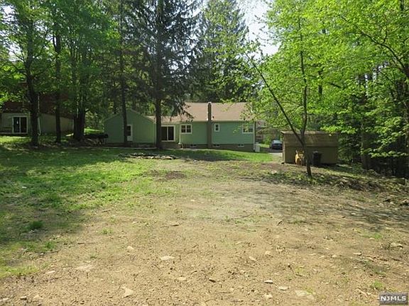 4th image of 3 Fern Ln