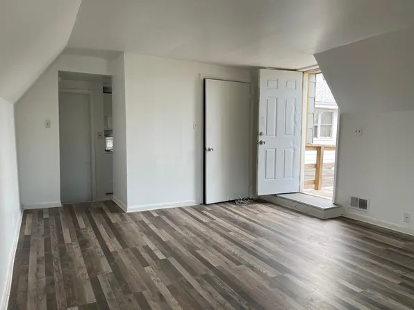 309 S 5th Ave #3, Kankakee, IL 60901