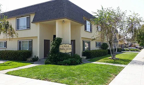 410 Riker St Photo 1