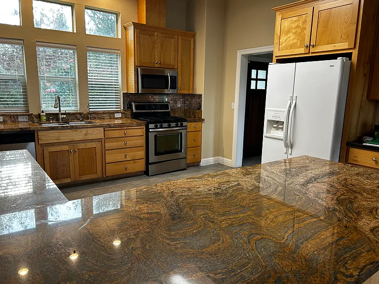 30003 N Vail Rd — Photo 6