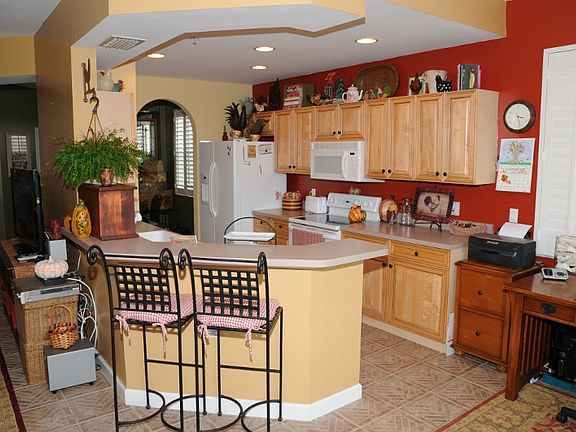 Spacious Kitchen